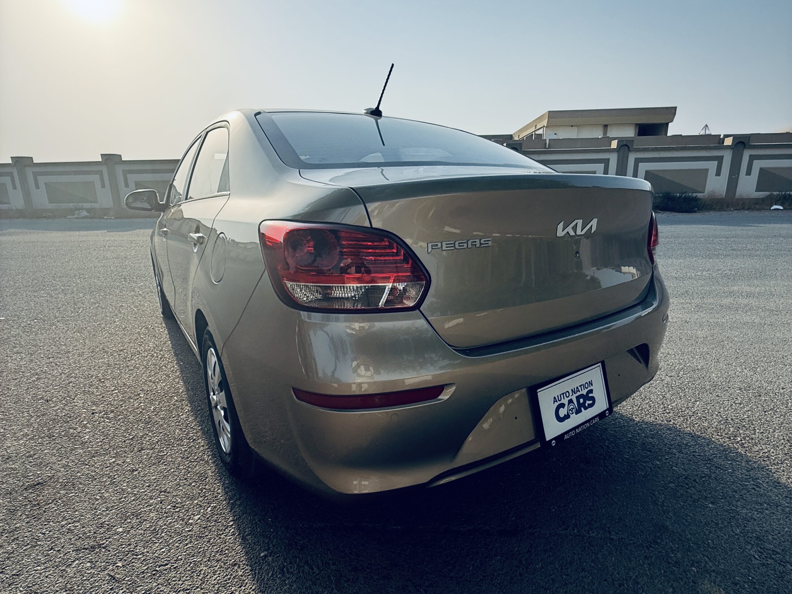 Kia Pegas3